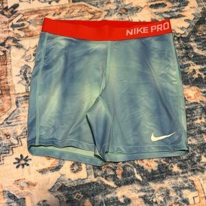 Kids size XL Nike pros